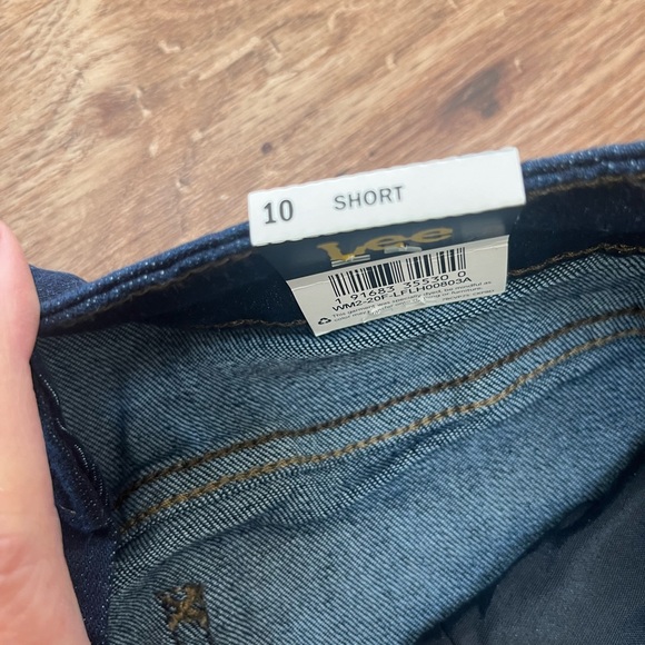 Women’s Lee jeans, size 10 short, NWT - Picture 5 of 5